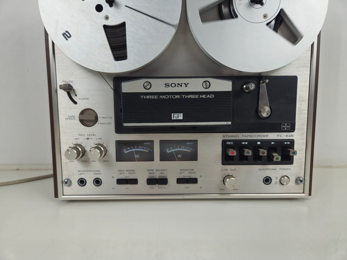 Sony - TC-645 - Stereo Tapecorder - New belts