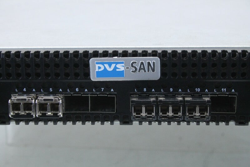 DVS GmbH SANbox 5600 - 16-poorts, 4Gb Fiber Switch (No.1)