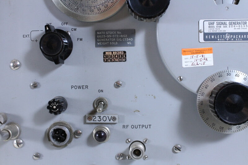 Hewlett Packard UHF Signaalgenerator Model 616B