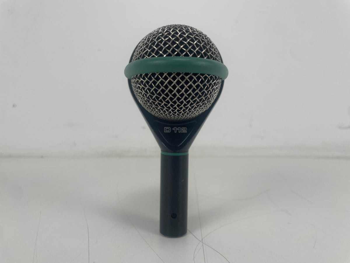 AKG - D112 - Large Diaphragm Dynamic Bass Drum Microphone - 210 Ohms