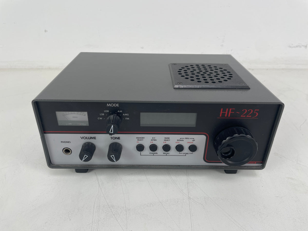 Lowe - HF-225 - HF receiver - 0.03-30 MHz - Inc. Case-bag - As Is