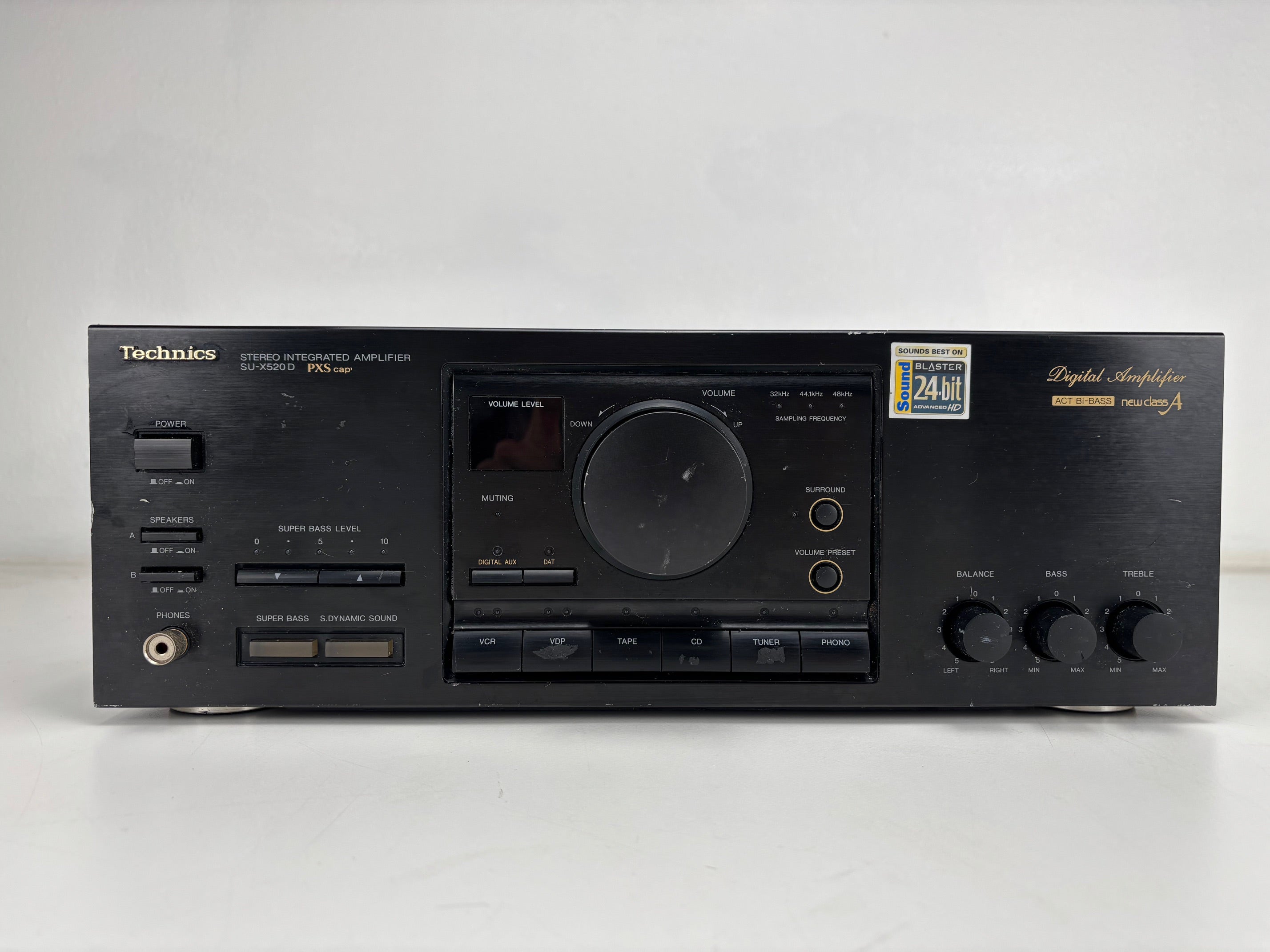 Technics SU - X520D Stereo Integrated Amplifier - For parts or not working