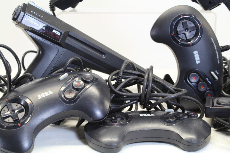 Sega lot lichtphasers controlpads mega drive pads