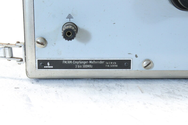 Siemens FM/AM-ontvanger Meetzender 3 tot 300 MHz Rel 3W41B Ontvanger Meetzender