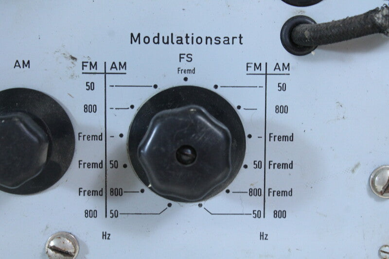 Siemens FM/AM-ontvanger Meetzender 3 tot 300 MHz Rel 3W41B Ontvanger Meetzender
