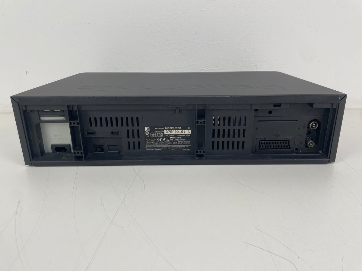 Panasonic - NV-SD200 - Video Cassette Recorder - VHS