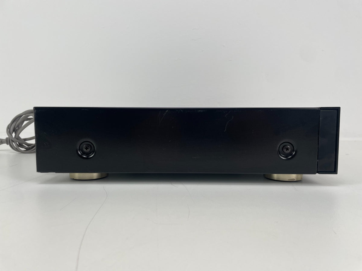 Akai AT-52L Stereo AM/FM Tuner – Mint Condition