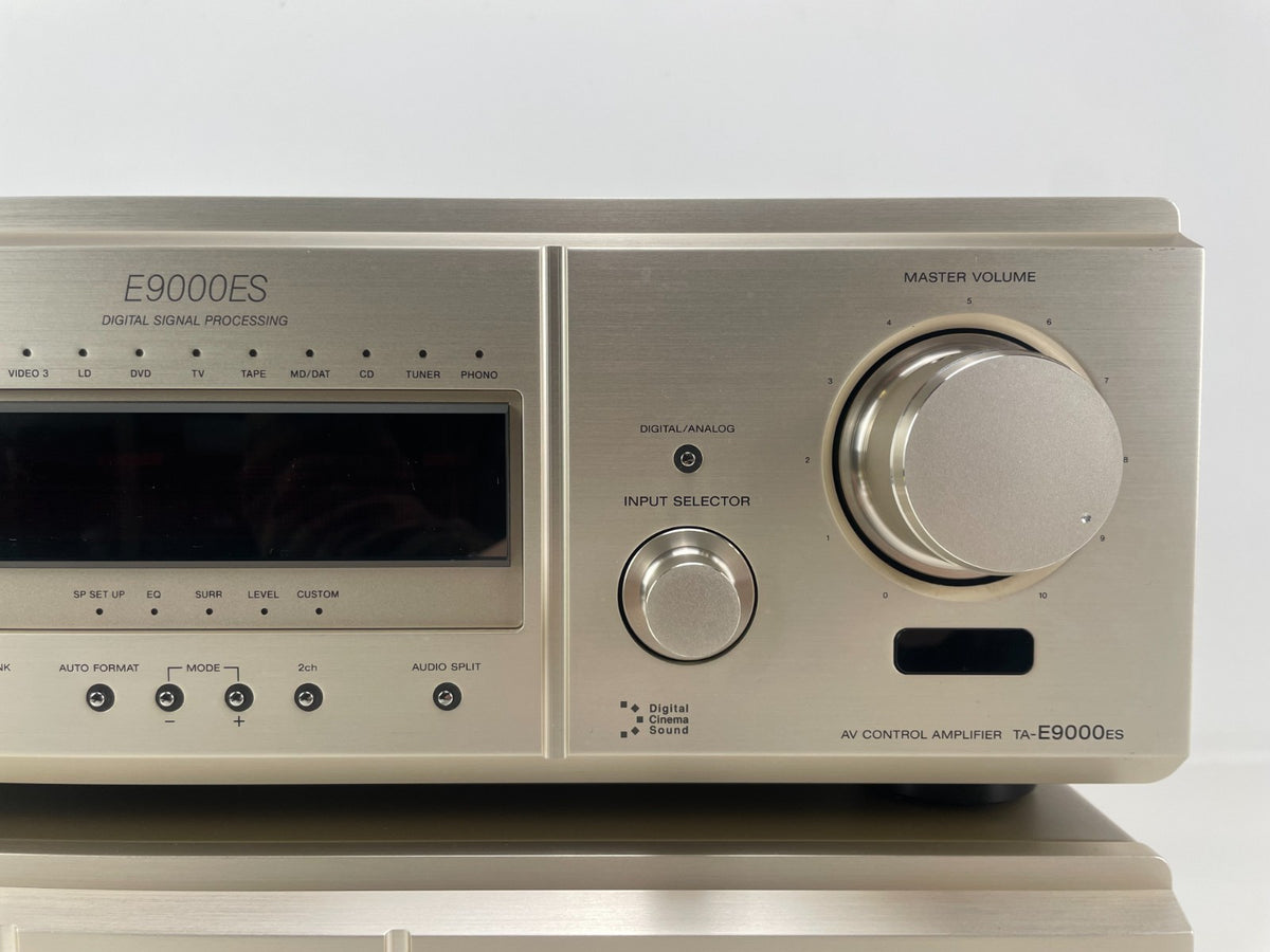 Sony N9000ES Power Amp + E9000ES ES Processor – Champagne + Afstandsbediening