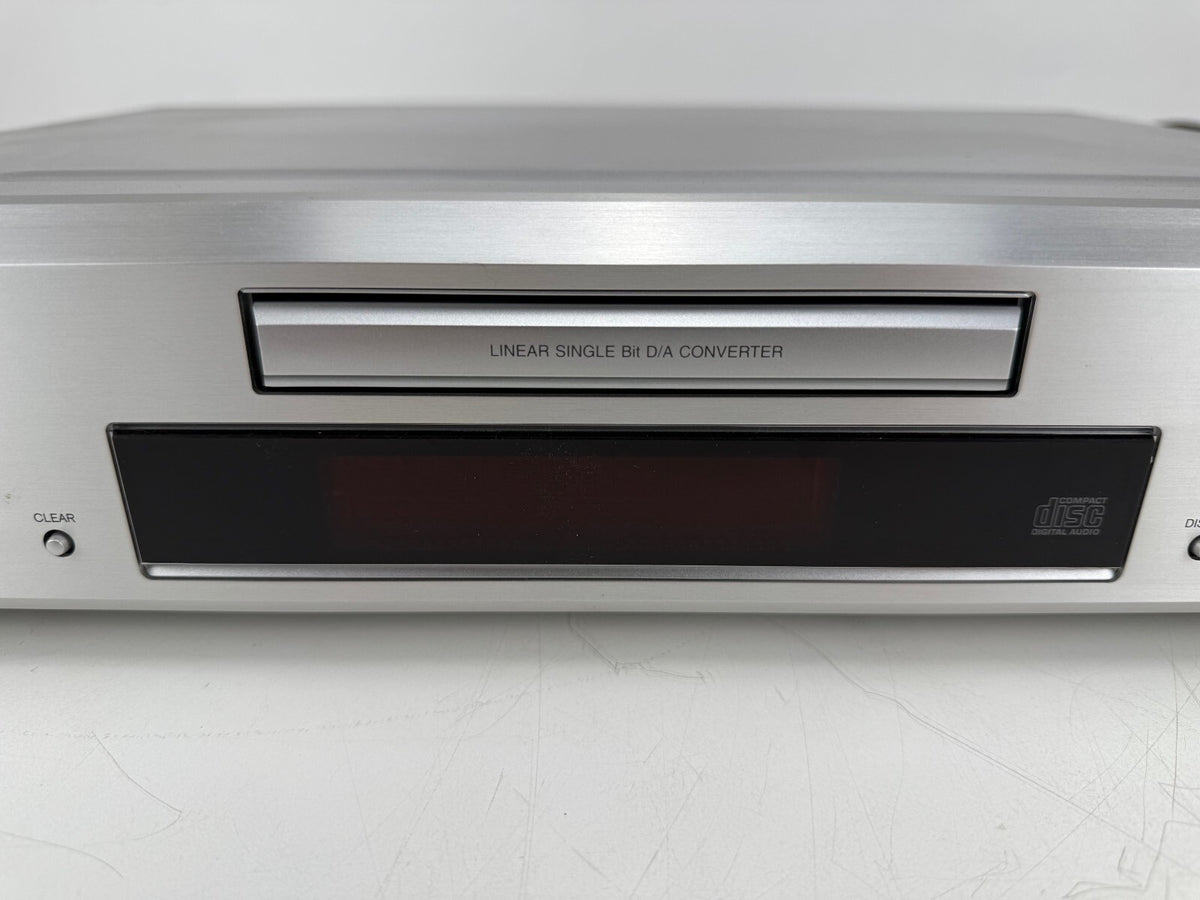 Onkyo DX-7333 Compact Disc Player With Original box - Remote Control - Manuals