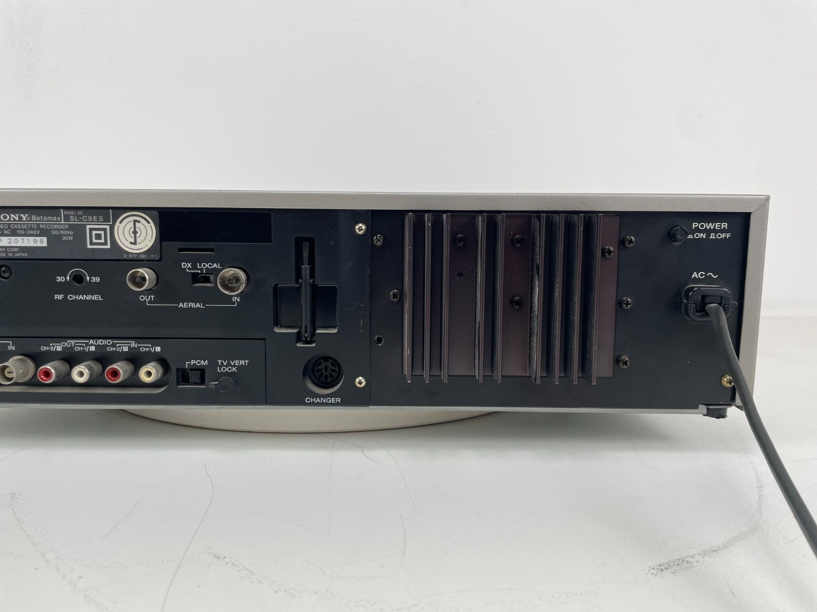 Sony Betamax SL-C9 ES – Onderhoud uitgevoerd – Afstandsbediening + Handleiding - Condensatoren vervangen
