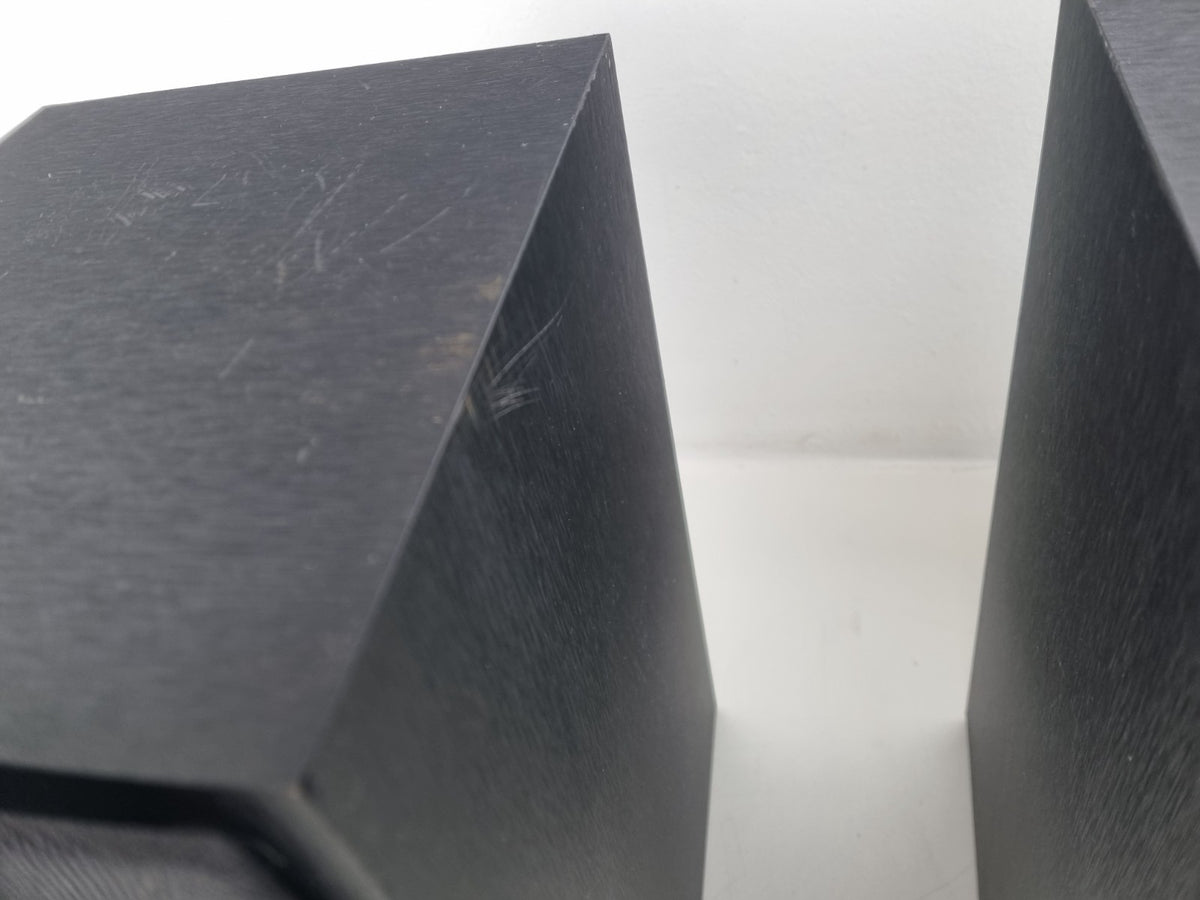 Klipsch R-15M Bookshelf speakers