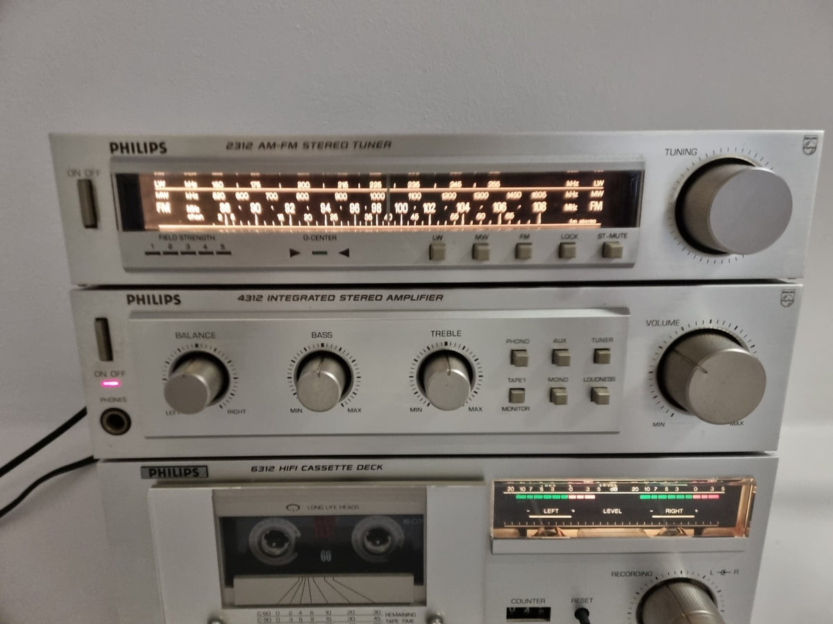 Philips 2312 AM/FM Tuner - 4312 Geïntegreerde Stereo Versterker - 6312 HIFI Cassette