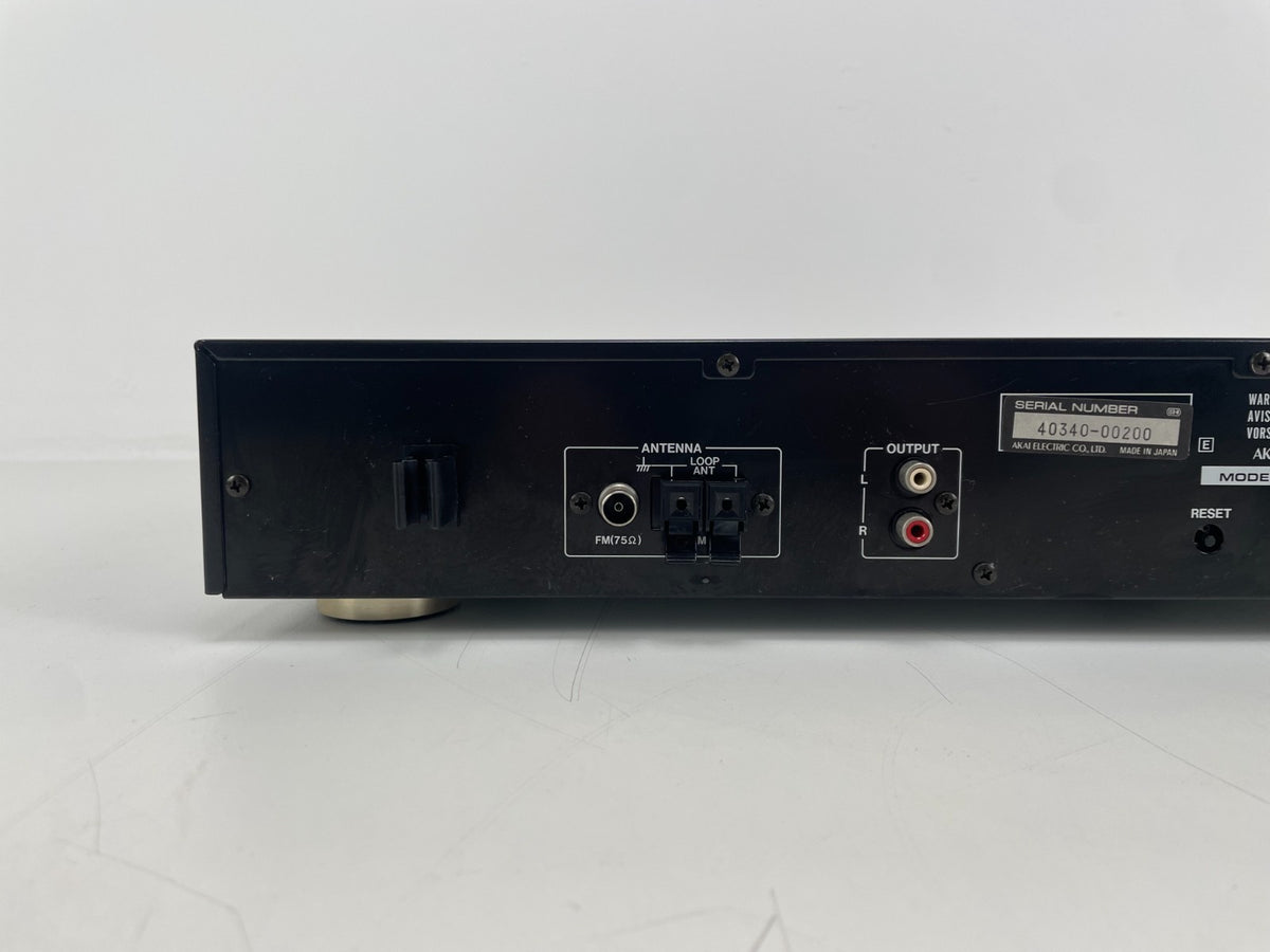 Akai AT-52L Stereo AM/FM Tuner – Mint Condition