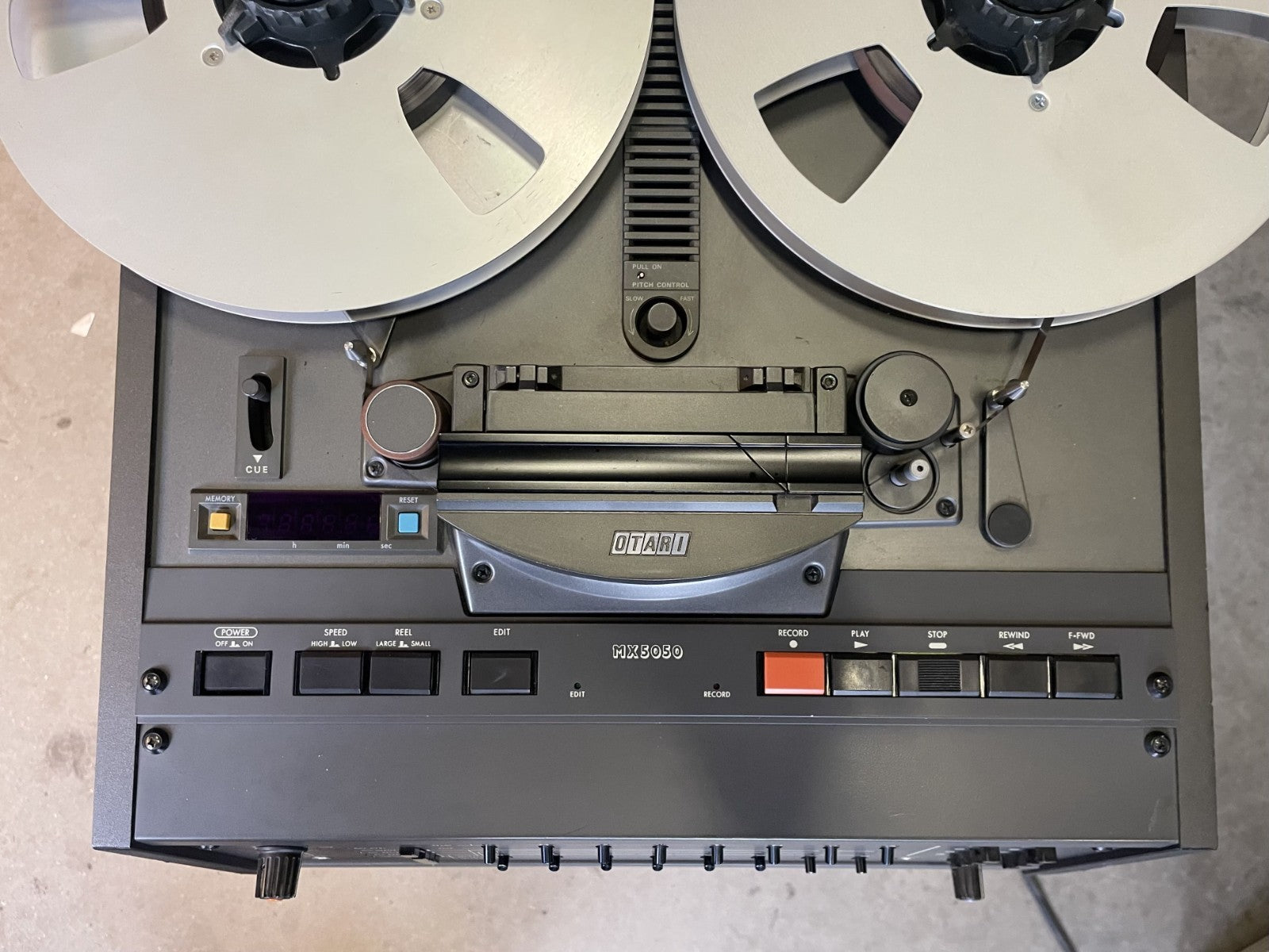 Otari MX-5050 - 1/2'' 8-sporen recorder – Met 4× dbx 150X - Consoleversie