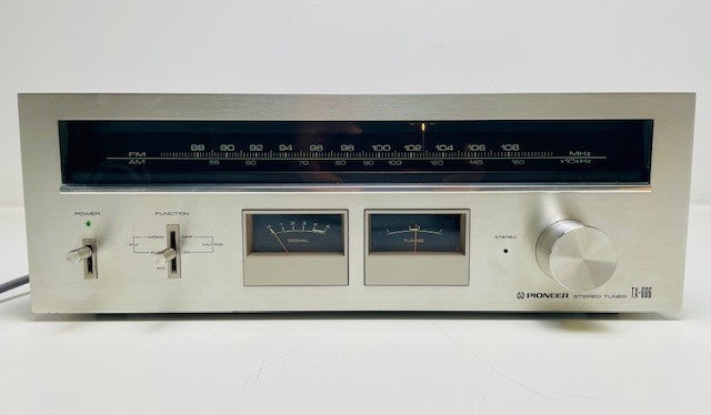 Pioneer TX-606 AM/FM Stereotuner - Nieuwe schaalverlichting