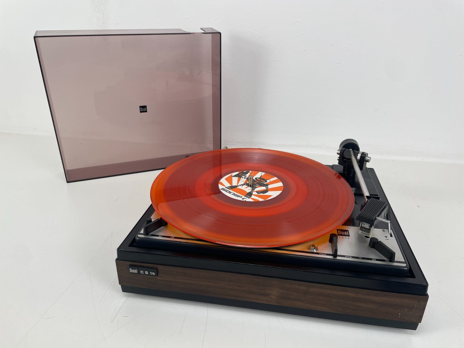 Dual 1214 turntable in  CS16 plinth - with dust cover - Shure SM75 D Cartridge