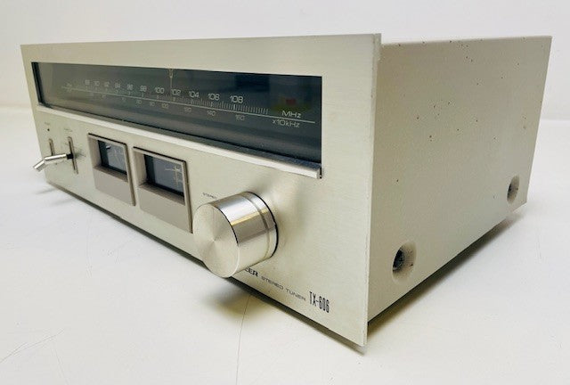 Pioneer TX-606 AM/FM Stereotuner - Nieuwe schaalverlichting