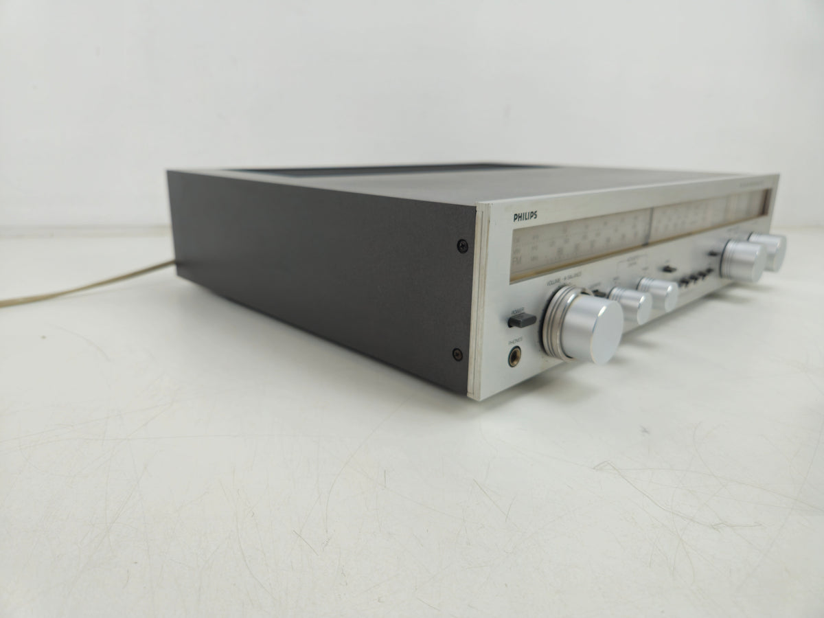 Philips - AH602 - AM/FM Stereo Receiver - New Lights
