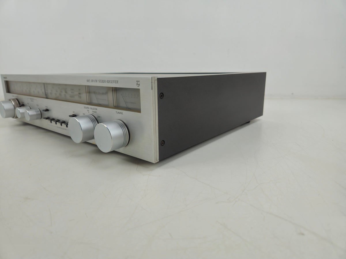 Philips - AH602 - AM/FM Stereo Receiver - New Lights