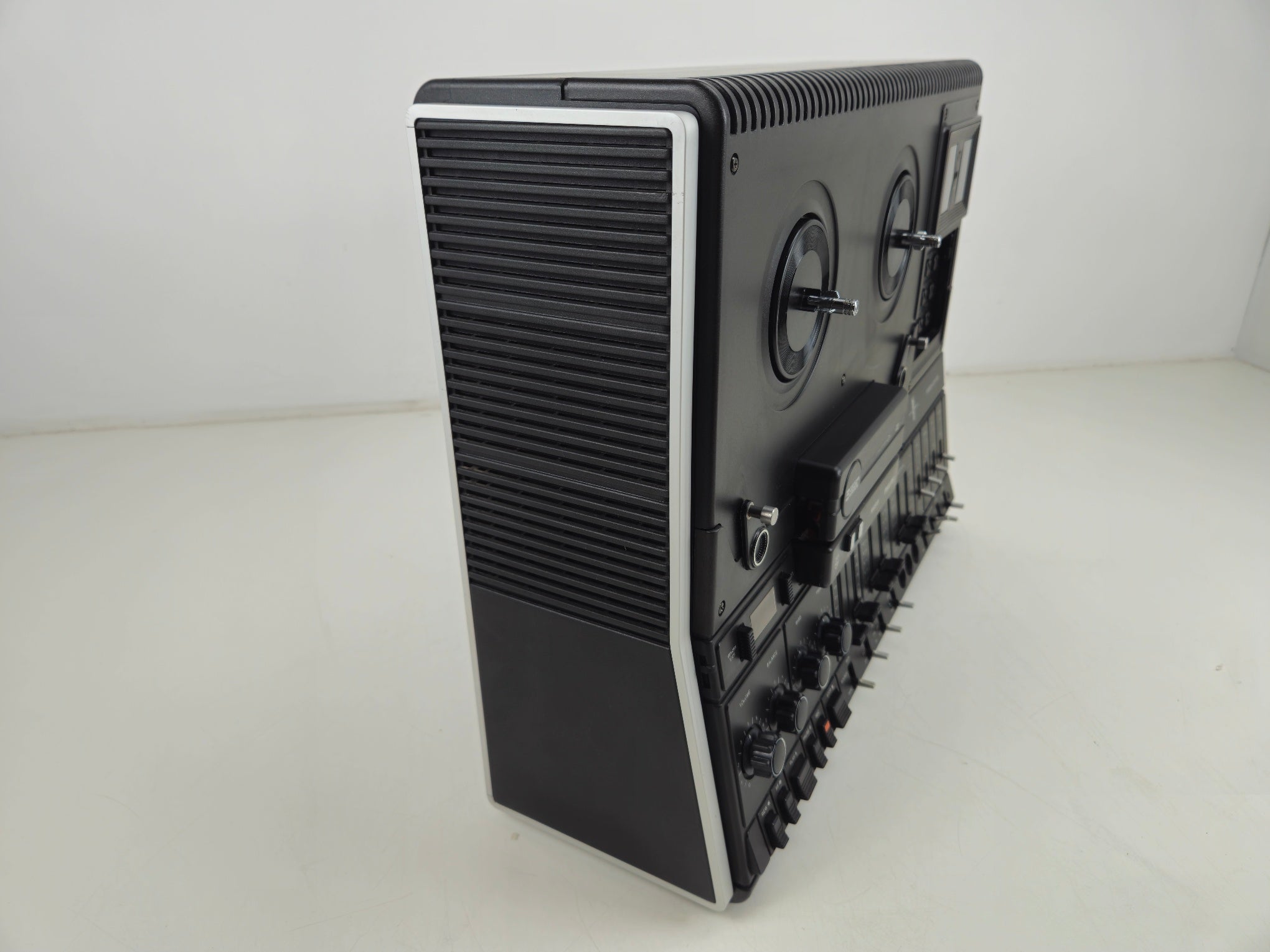 Philips - N4515 - Stereo Tapedeck - Nieuwe snaren