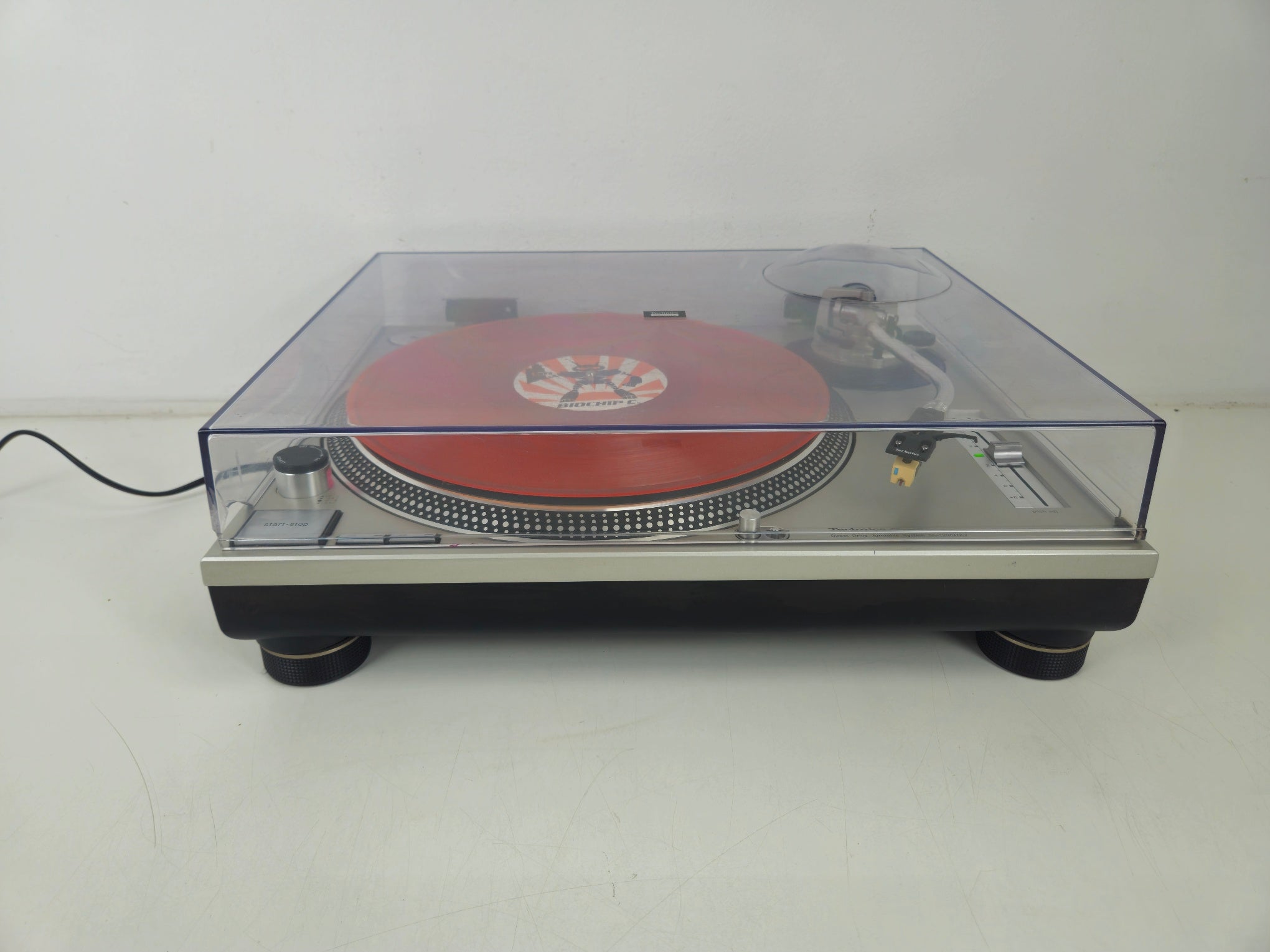 Technics - SL-1200MK2 - Direct-Drive Turntable - Stanton 500