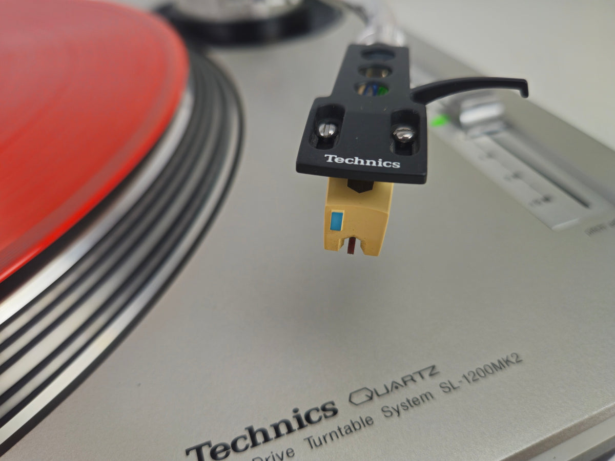 Technics - SL-1200MK2 - Direct-Drive Turntable - Stanton 500
