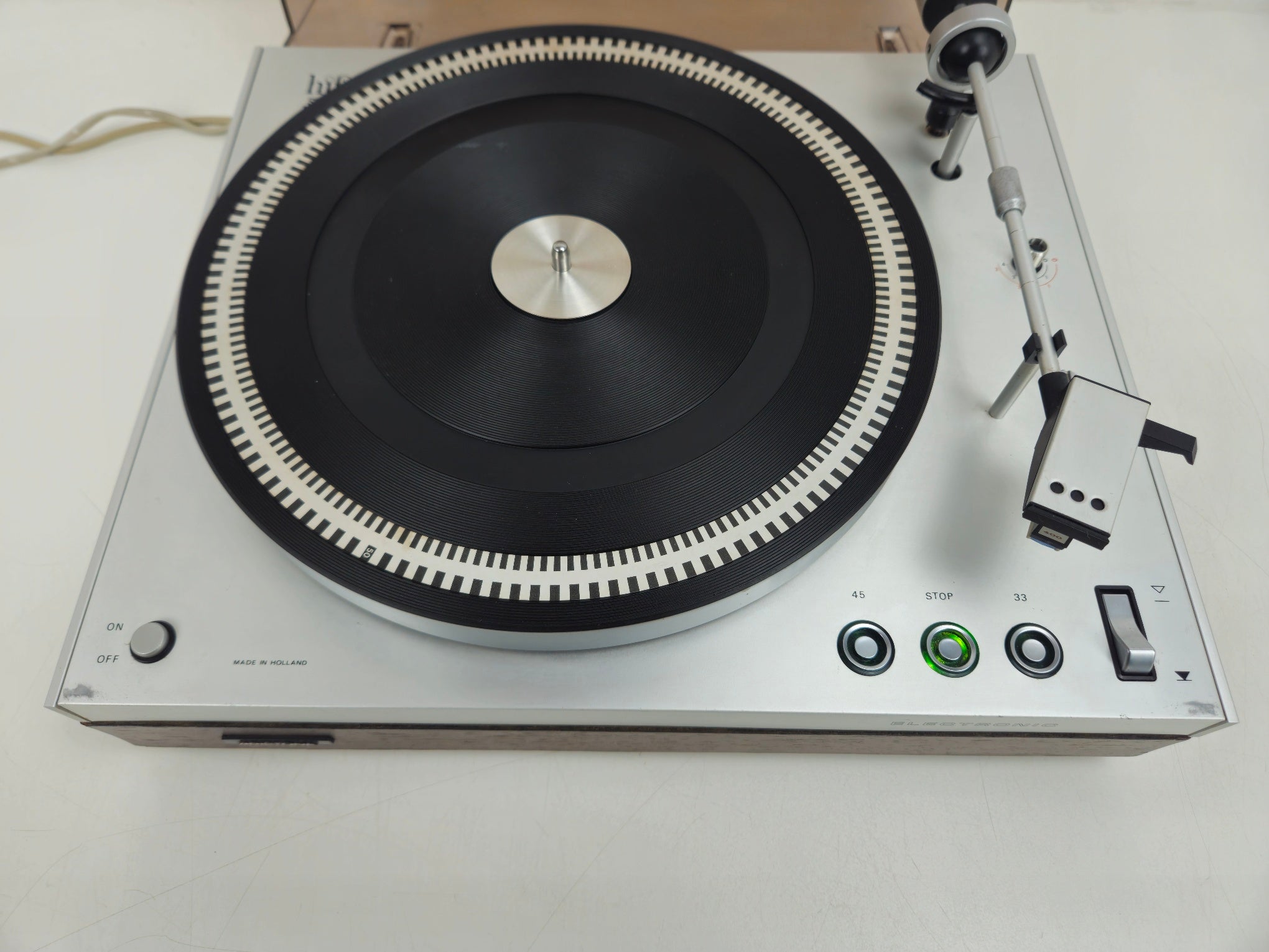 Aristona (Philips) - AR8540 - Snaaraangedreven Vintage Platenspeler - GP400 - Nieuwe Snaar