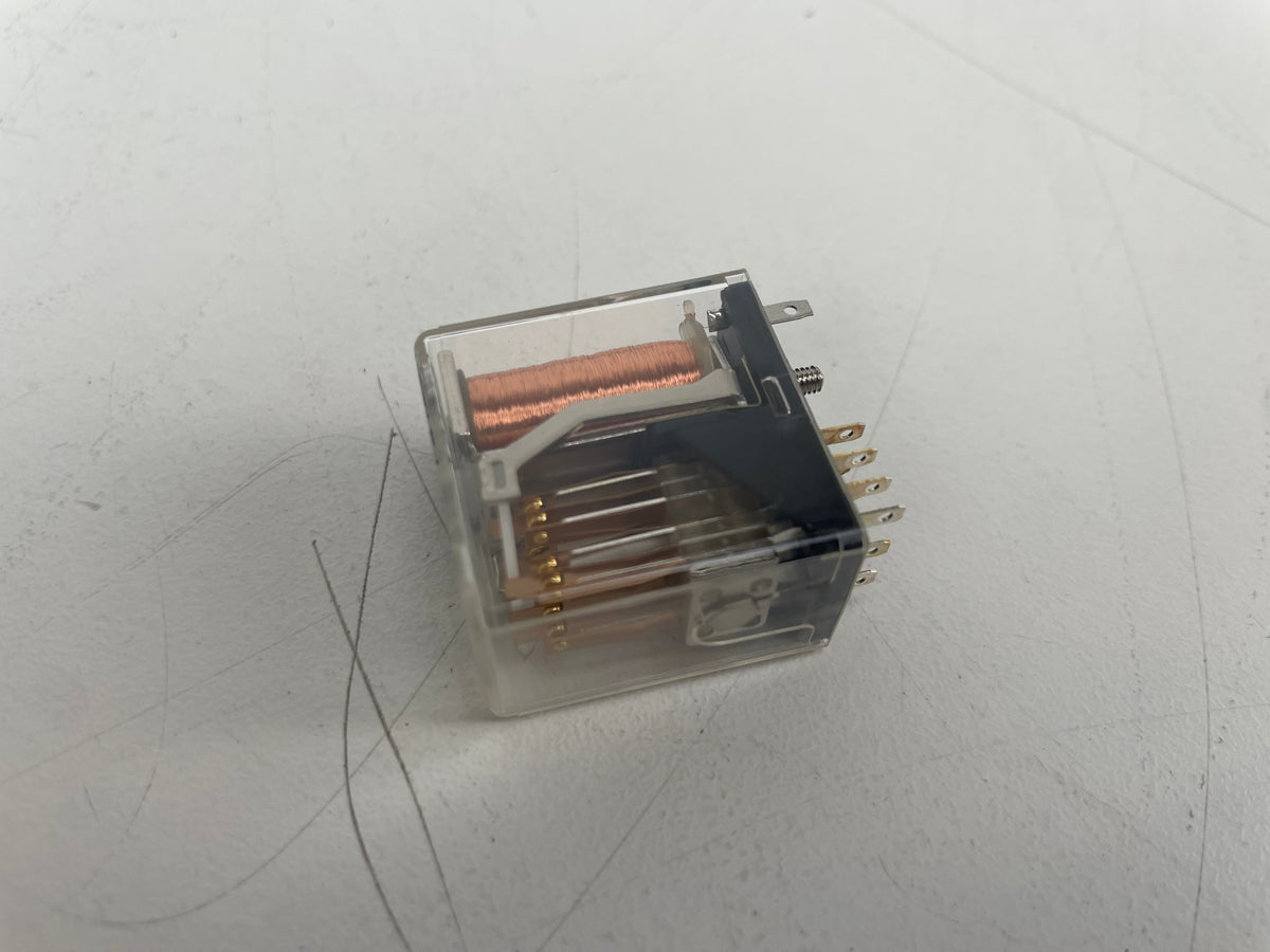 Siemens - V23154-D0722-B110 - Relays - 5 Pieces - NOS