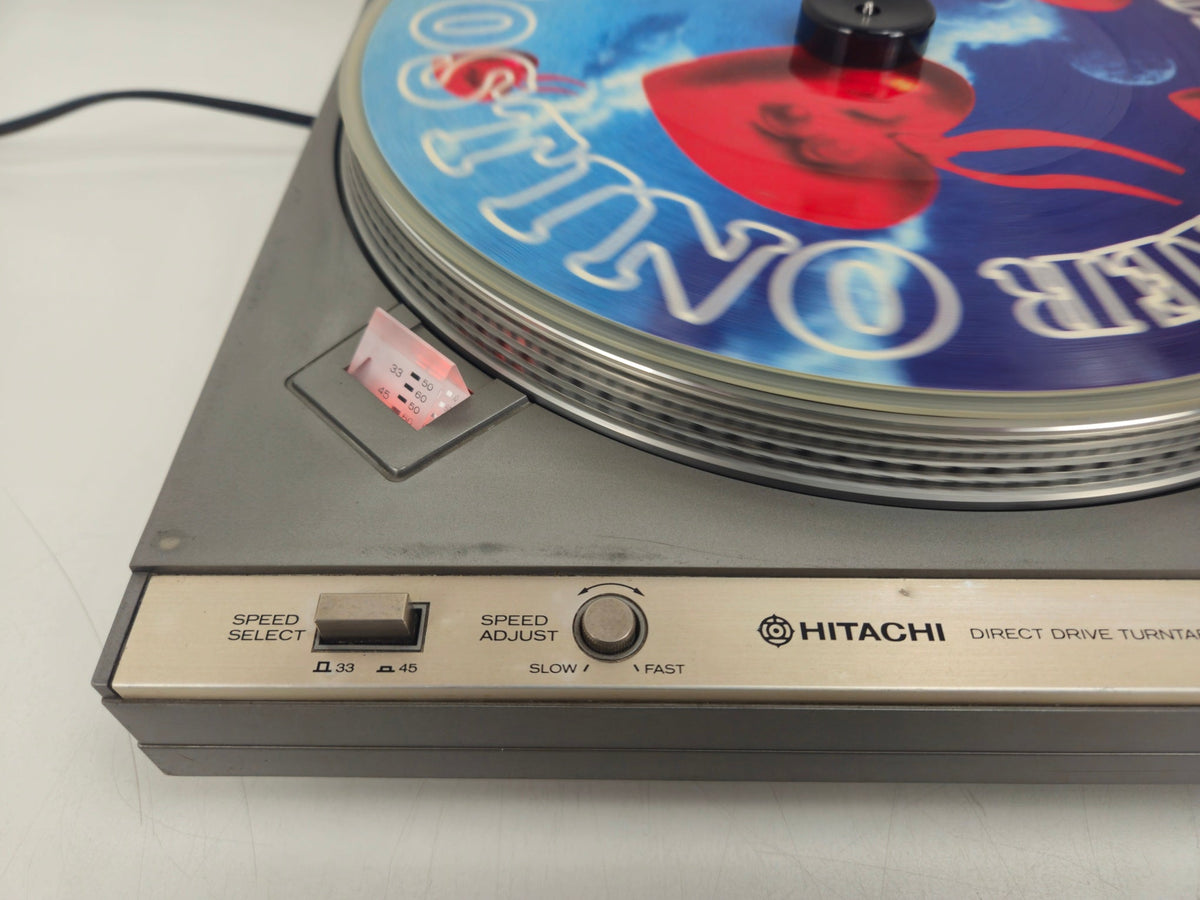 Hitachi - HT-354 - 2-Speed Direct-Drive Turntable