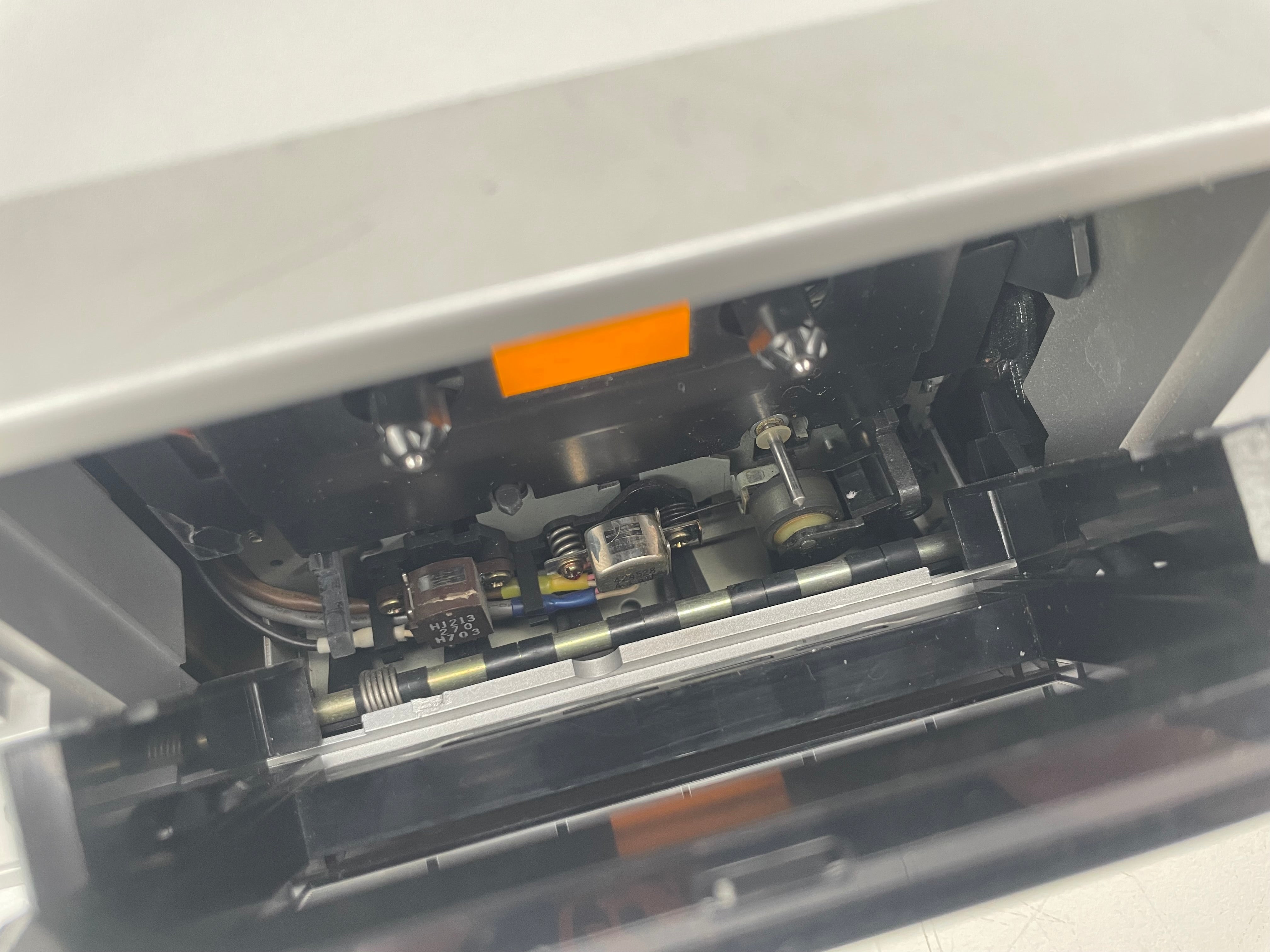 Akai - HX-A351W - Dubbel Cassettedeck - Nieuwe Aandrijfriemen