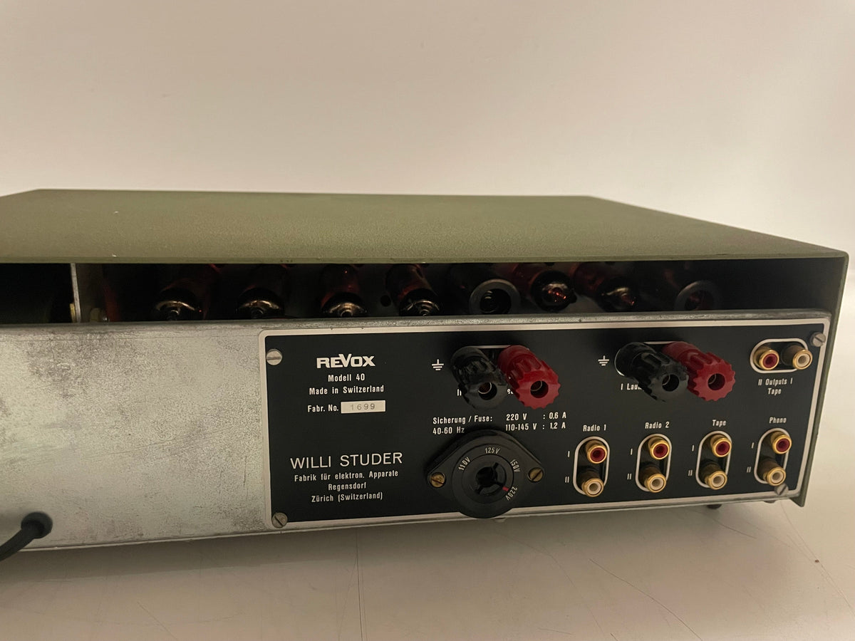 Revox - Model 40 - Stereo Buizenversterker - Onderhouden (Zekering Geïnstalleerd)