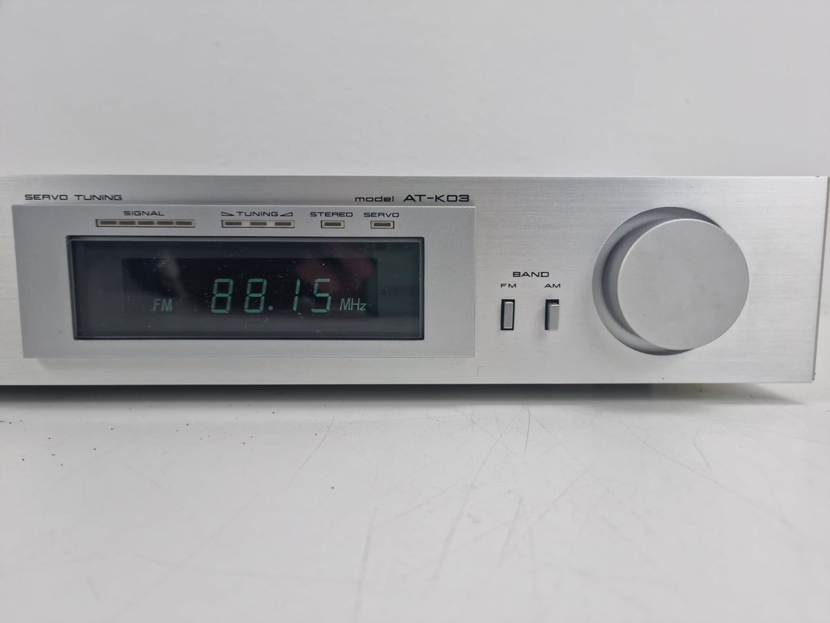 Akai AT-K03 AM/FM Stereo Tuner - In original box with instructions