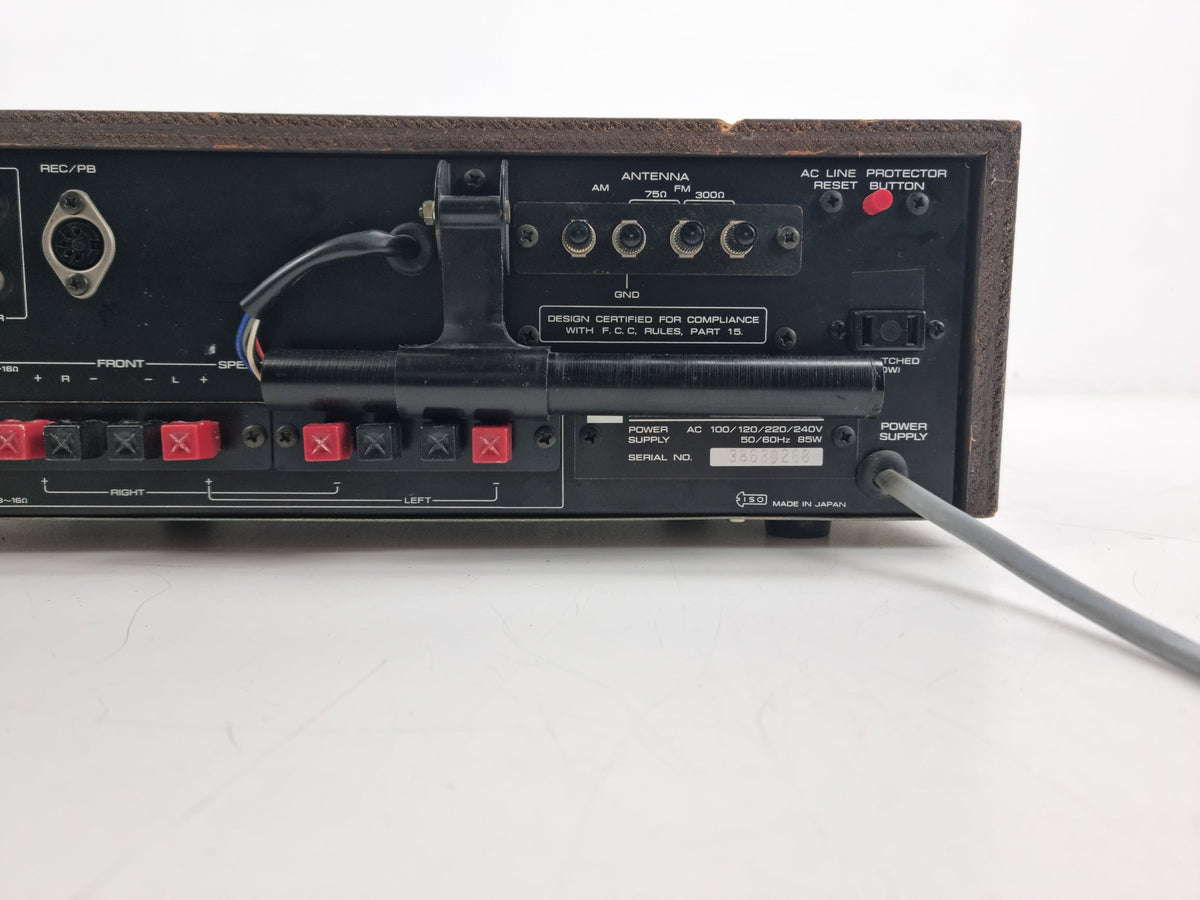 Toshiba SA-304 - Vierkanaals AM/FM-ontvanger - Gereinigd en gesmeerd