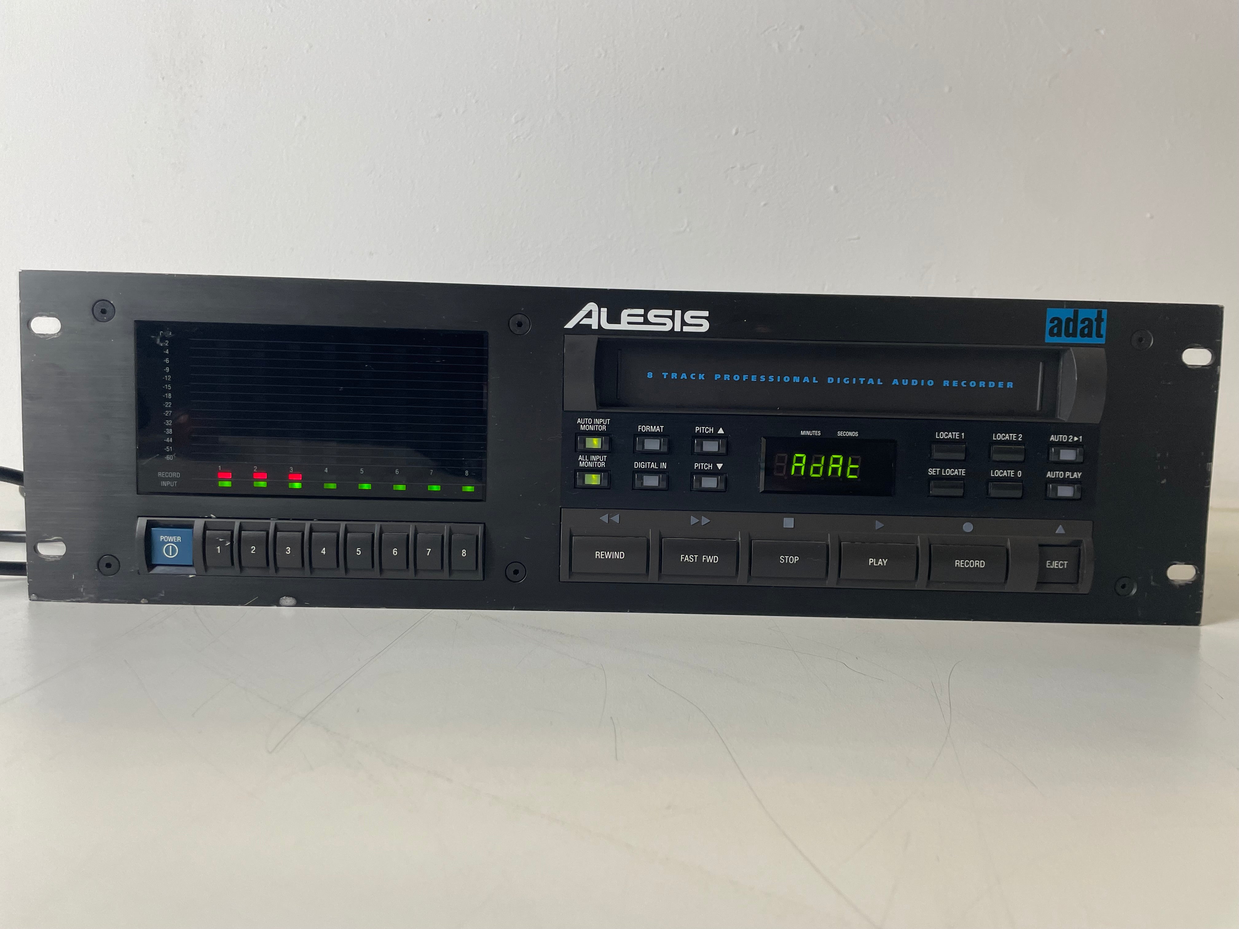 Alesis - Professionele digitale 8-sporen audiorecorder - ADAT-recorder - Online, zoals deze is