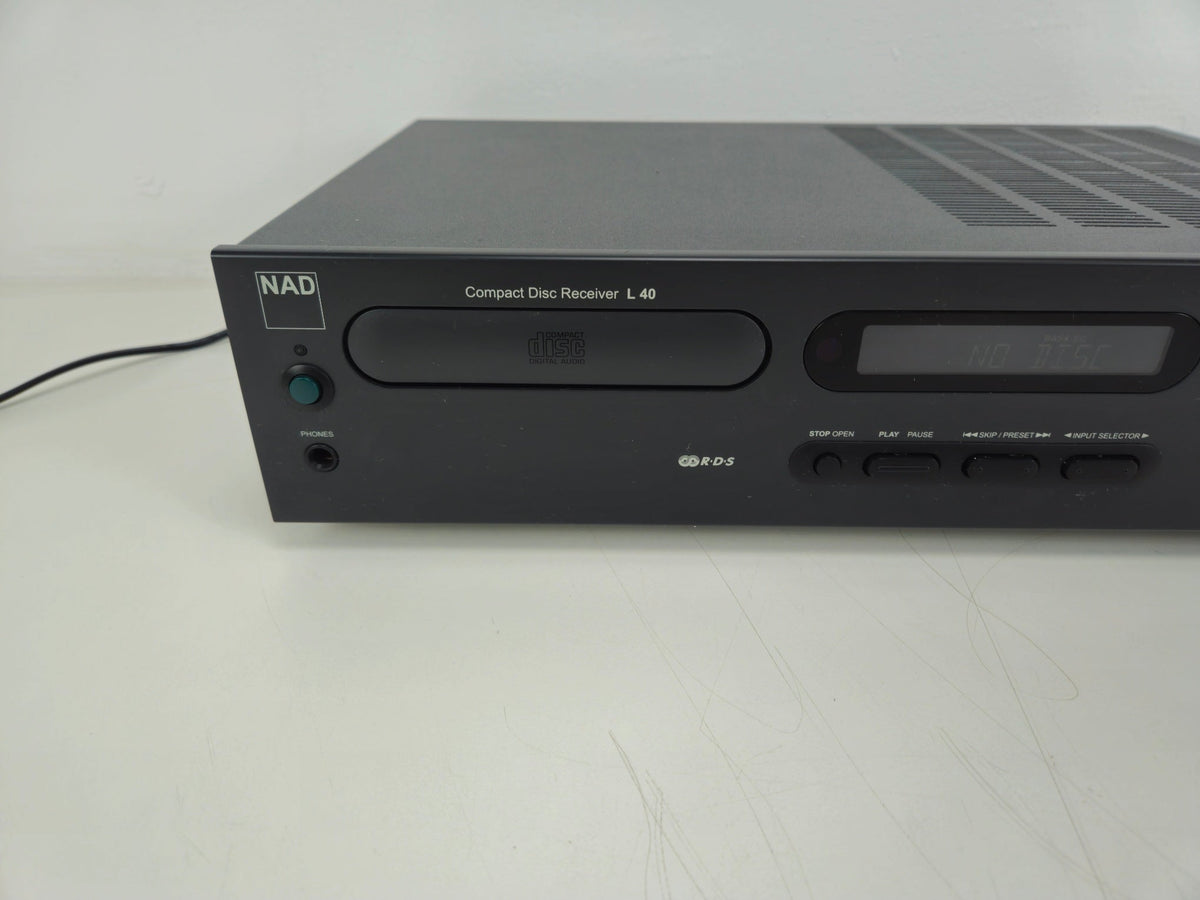 NAD - L40 - Compact Disc Receiver - Met afstandsbediening en handleiding