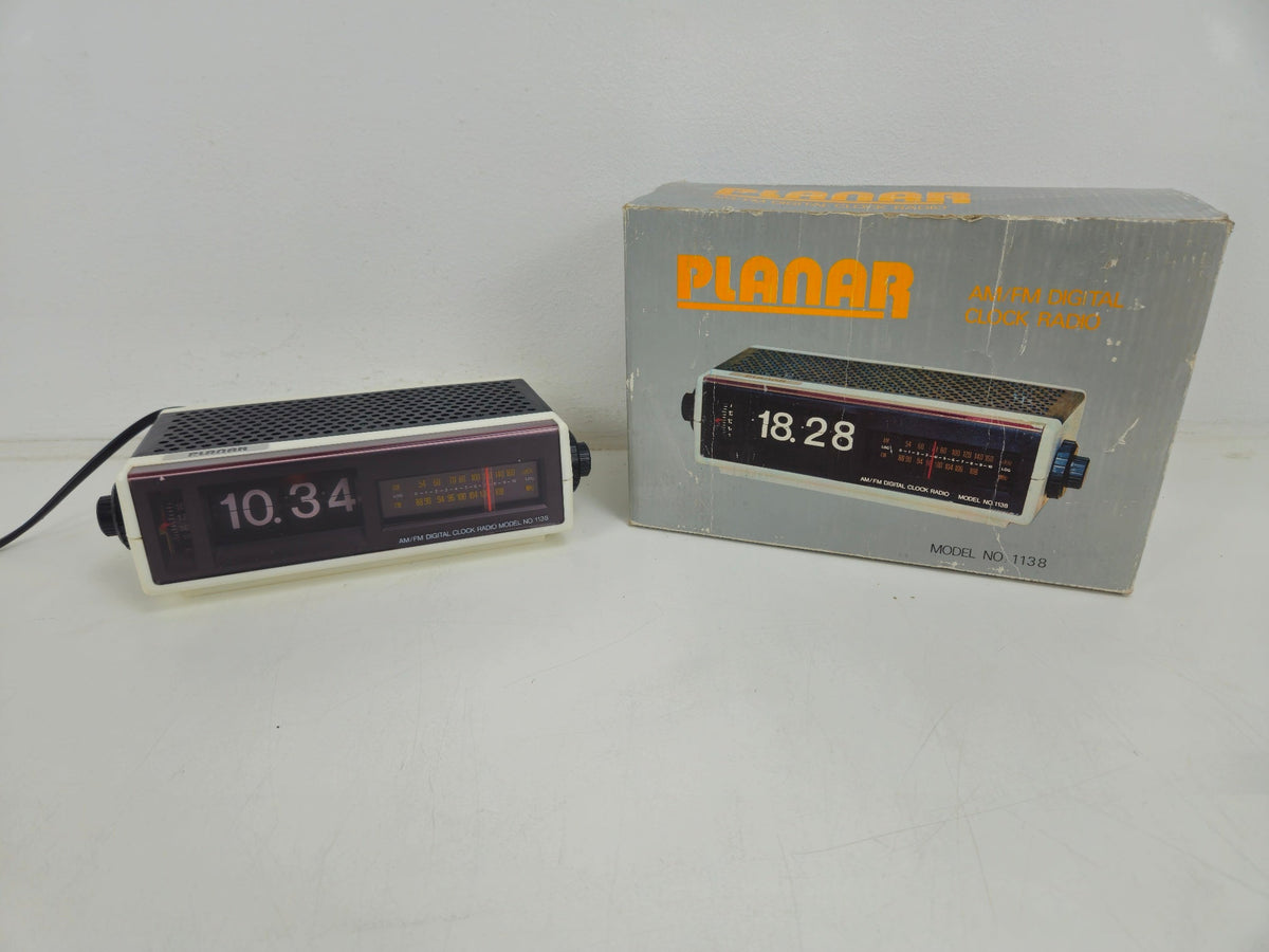 Planar - Model 1138 - AM/FM Digital Clock Radio - In Box