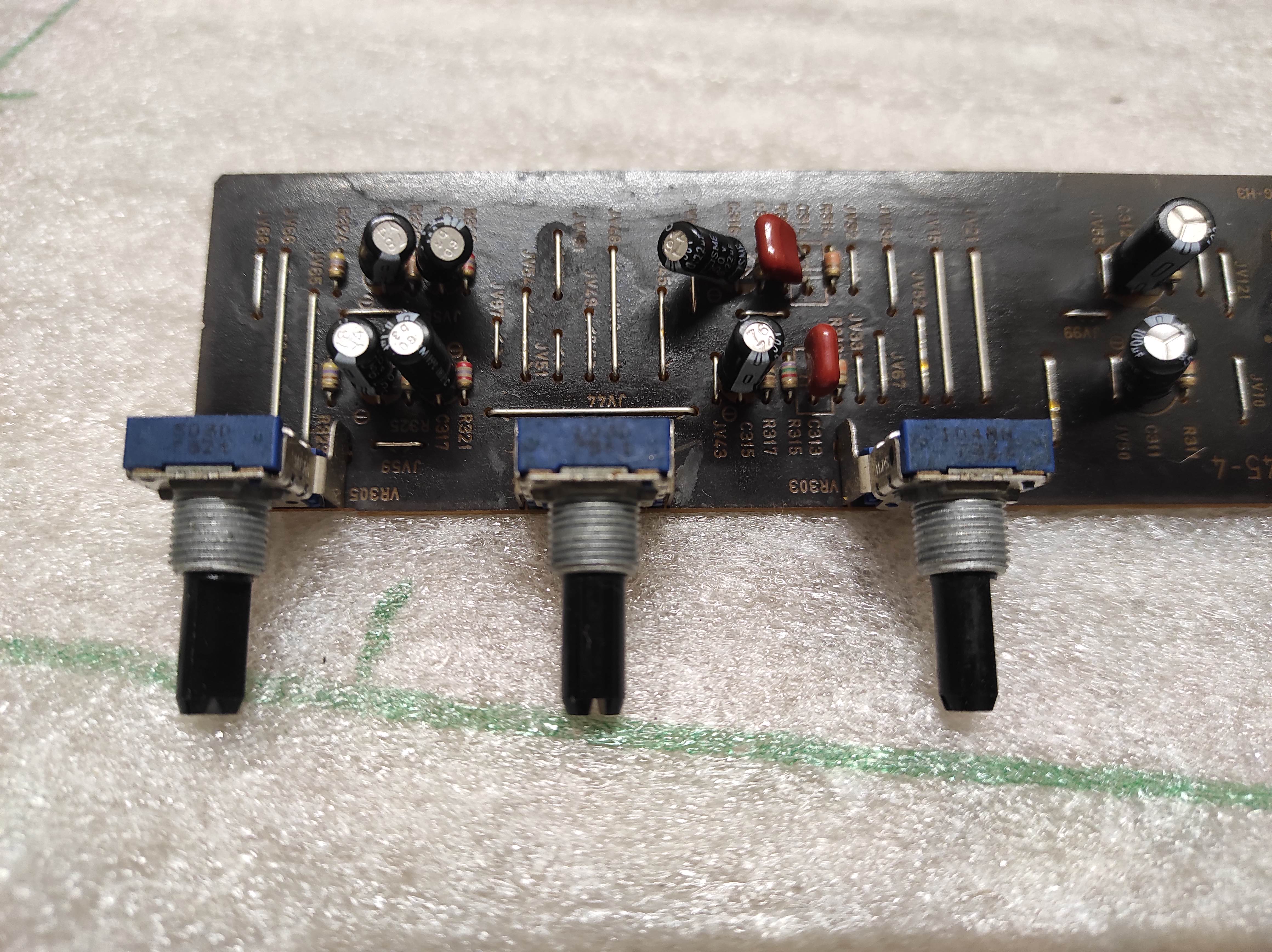Denon - PMA-1500R BASS TREBLE BALANCE regelaars PCB