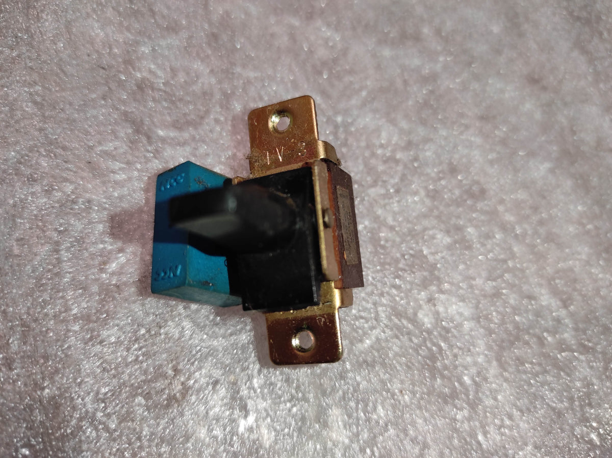 AKAI GX-230 MONITOR switch working