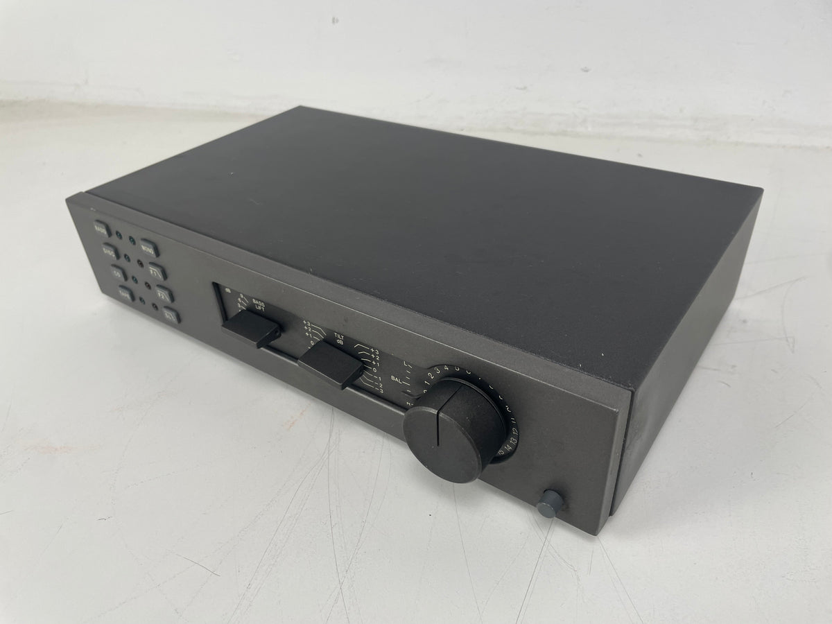 Quad - 34 Control Unit/303 Power Amplifier - Inc. Power/AUX Cable