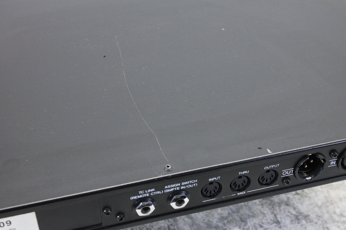 TC Electronic TC 1128X 28-bands grafische equalizer/spectrumanalysator (nr. 6)