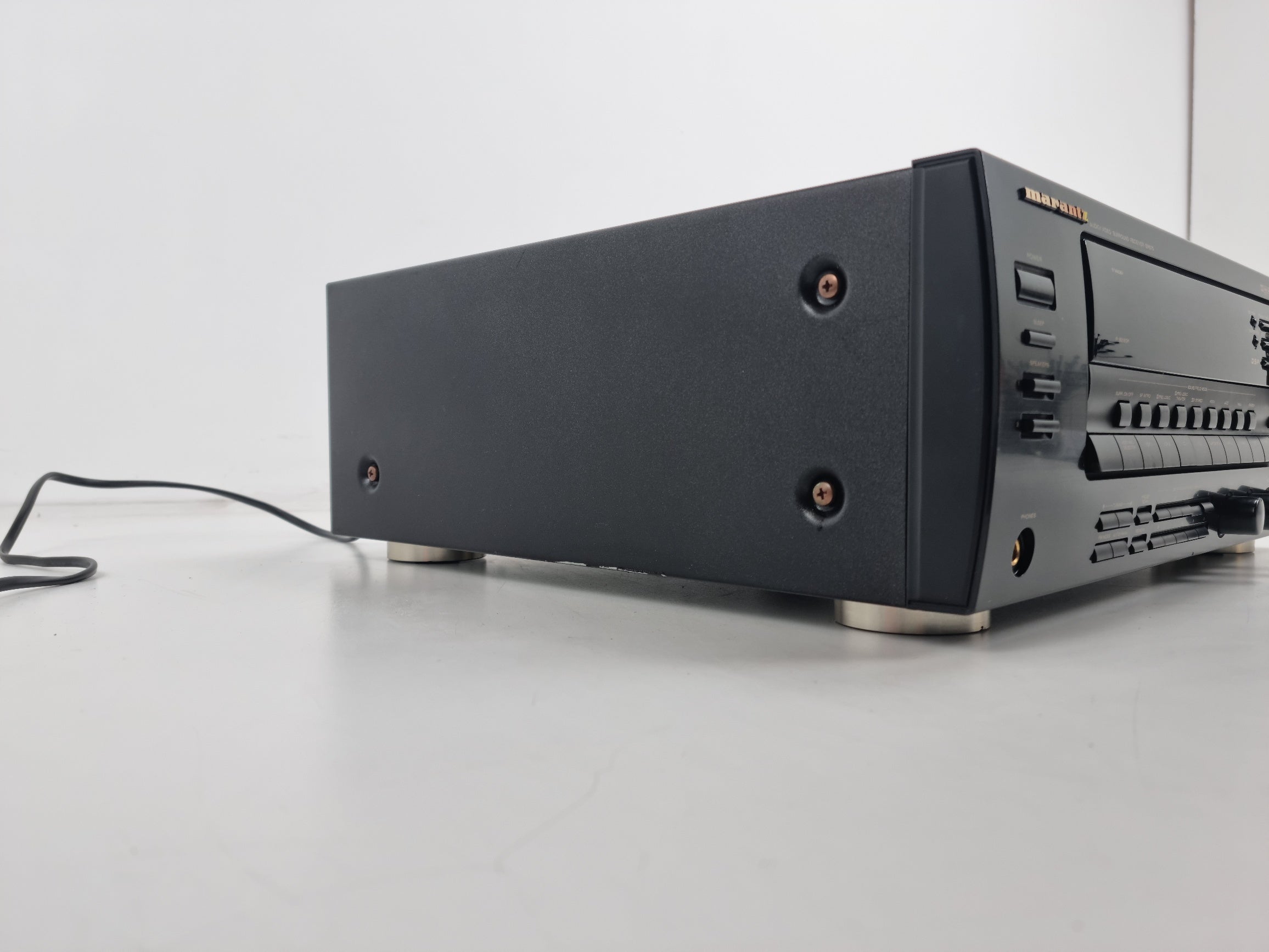 Marantz - SR670 Audio Video Surround Receiver