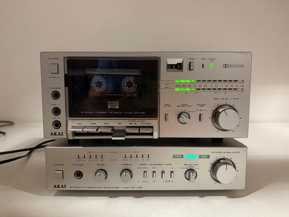 Akai UC-M2 Stereo Cassette Deck / UC-U2 Stereo Integrated Amplifier Set