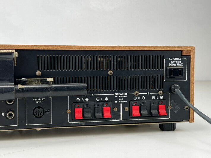 Akai AA-1010L - Stereo vintage Receiver