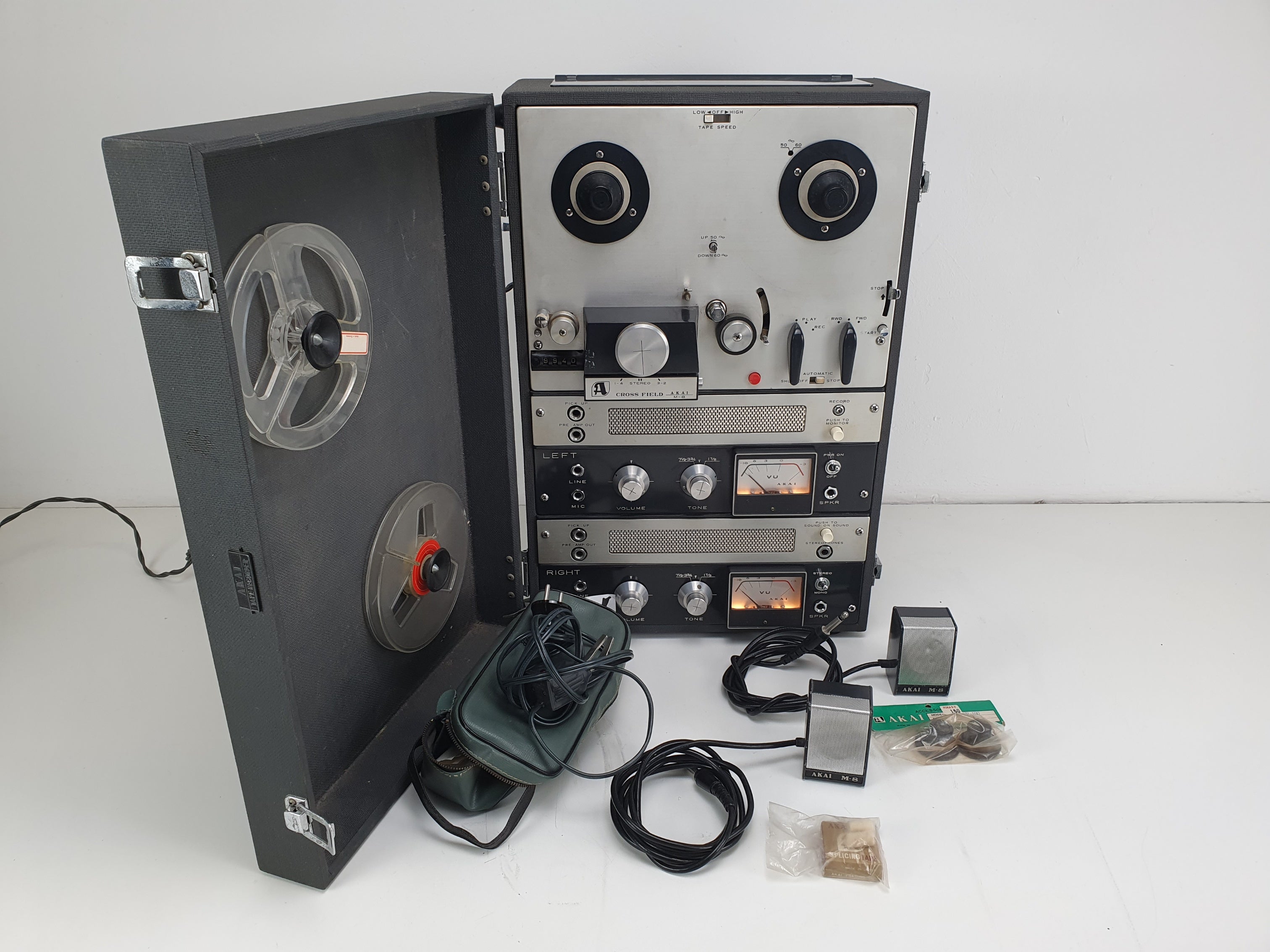 Akai M8 Stereo TUBE reel to reel recorder - with mics, capstan axle, demagnetizer