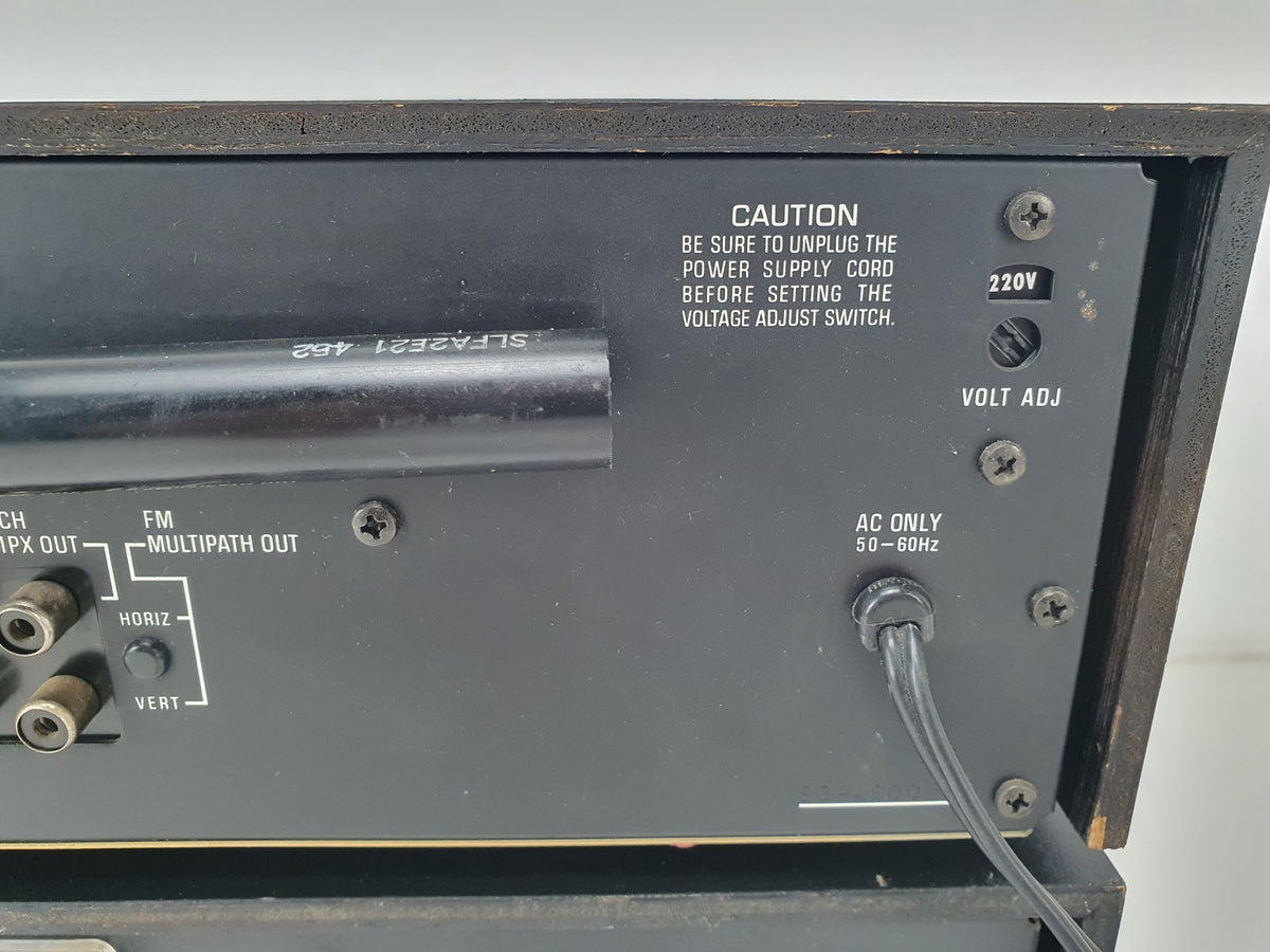 Technics SU-3150 Integrated Amplifier - ST-3159 Tuner - Nice set
