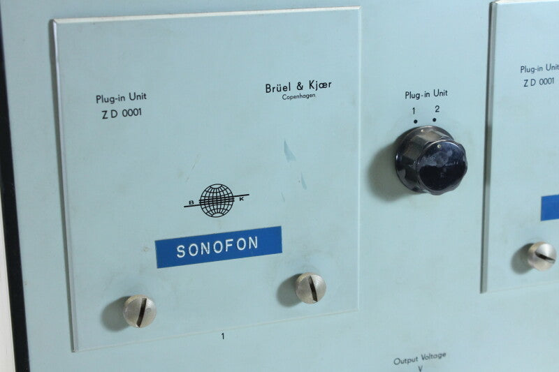 Brüel & Kjaer 4906 voeding met 2x ZD0001 insteekmodule