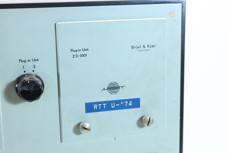 Brüel & Kjaer 4906 voeding met 2x ZD0001 insteekmodule