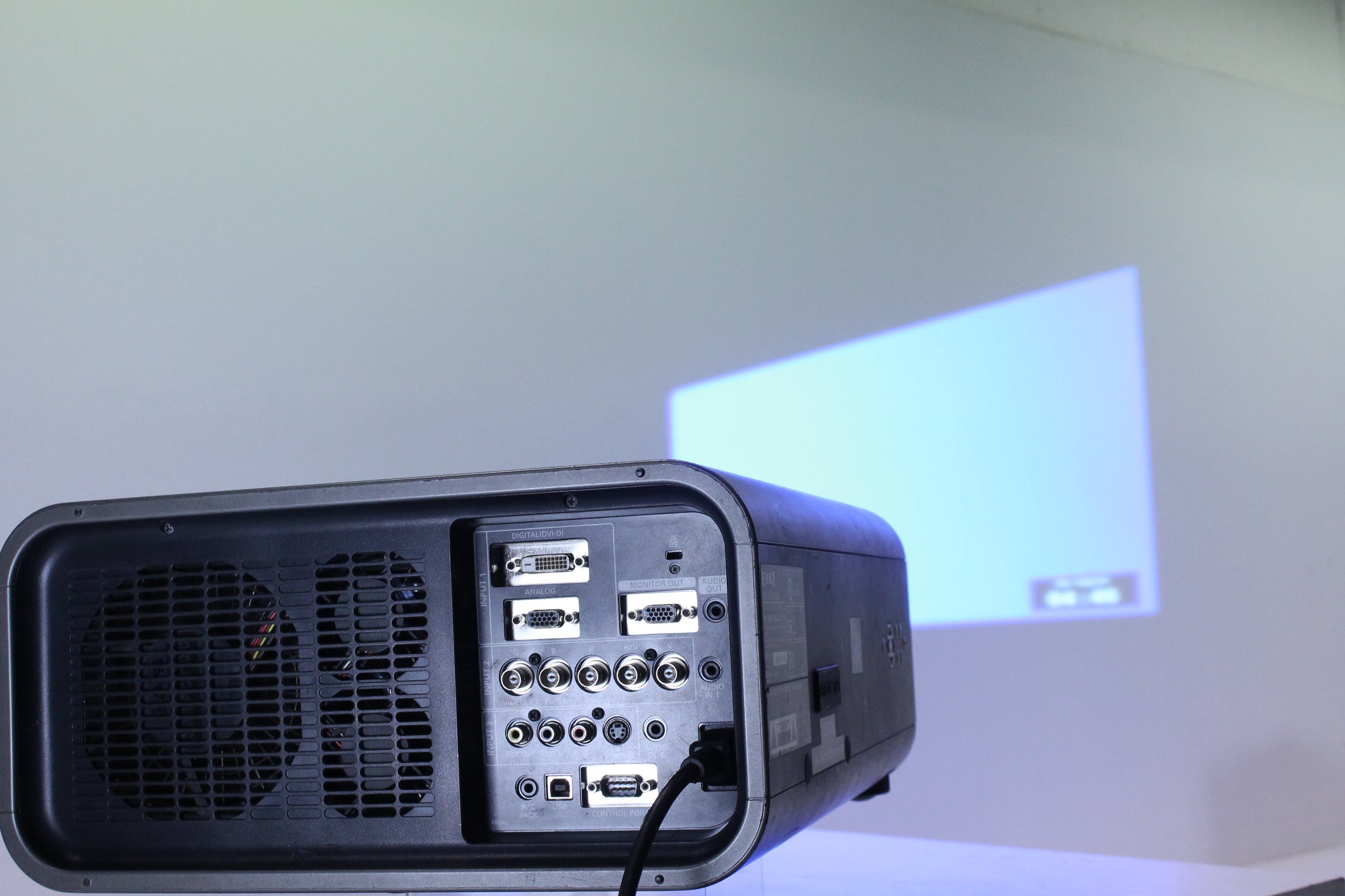 Eiki Projector LC-X85 With Case and Accessories