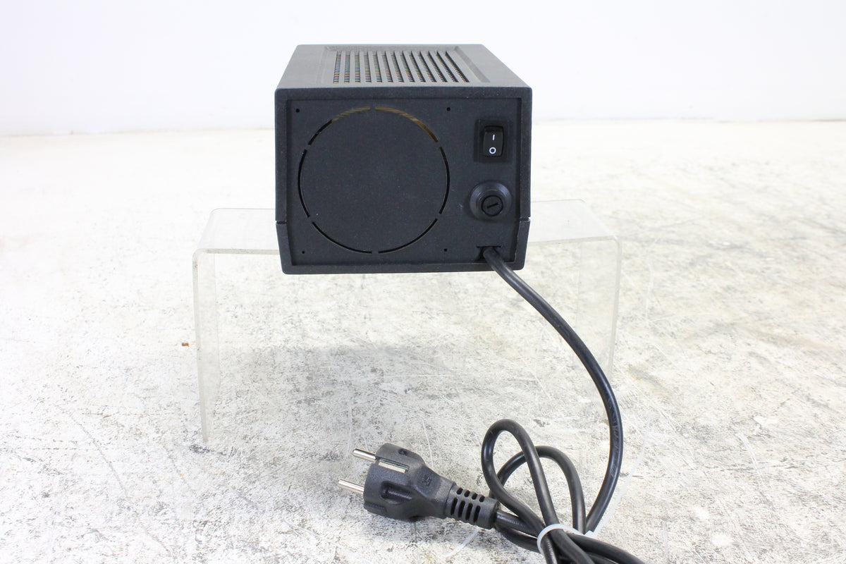 Kert KAT5 voeding 230 VAC naar 12V/13,8V
