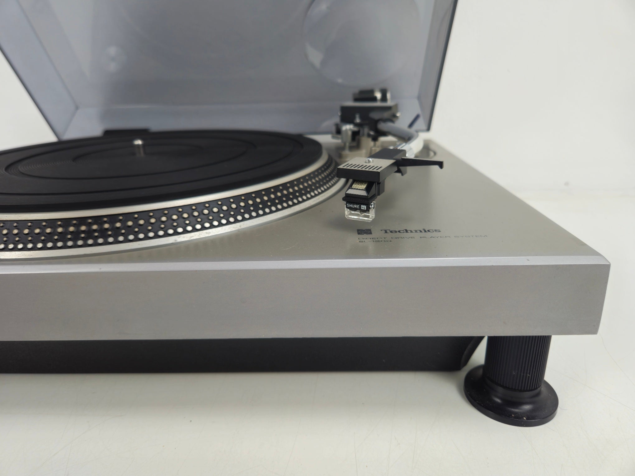 Technics - SL1200 MK1 - Direct-Drive Platenspeler - Stofkap - Shure SDS3 Naald